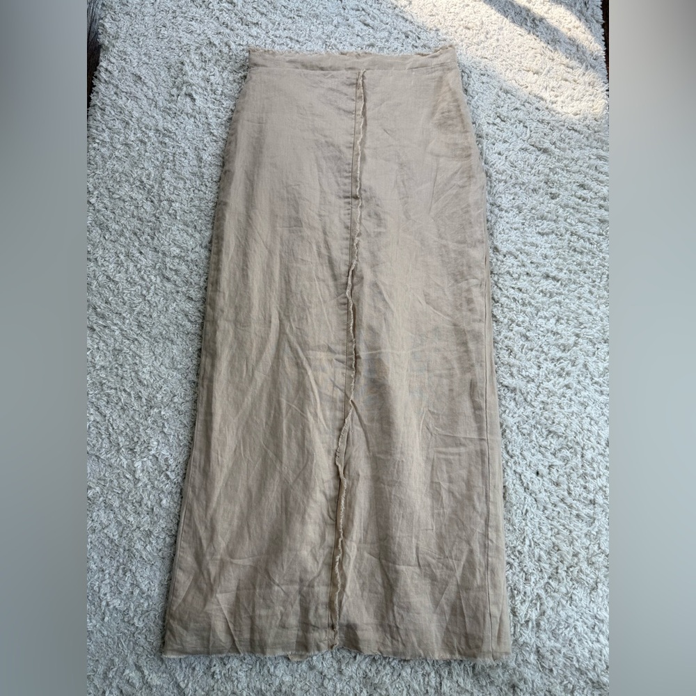 NWOT Magaschoni size small petite beige linen midi skirt